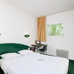 Cerise Hotel