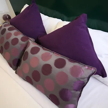 樱桃南锡酒店 *