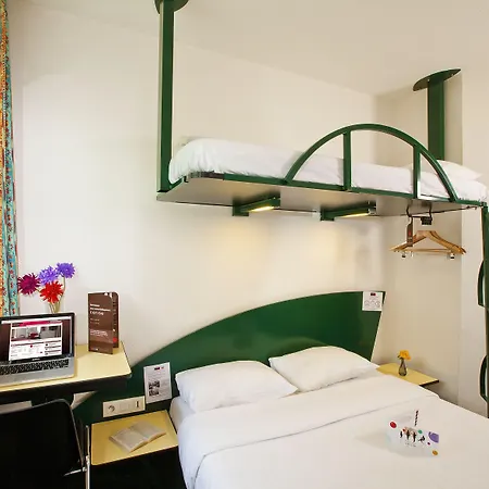 樱桃南锡酒店 * 南锡